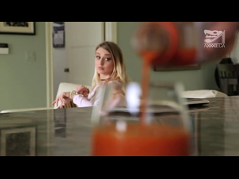 ❤️ Hot famke mei grutte tits en strakke kut krijt pik fan ferliezer, mar hiel hurd ❤ Russyske porno op fy.sayhentai.ru ️❤